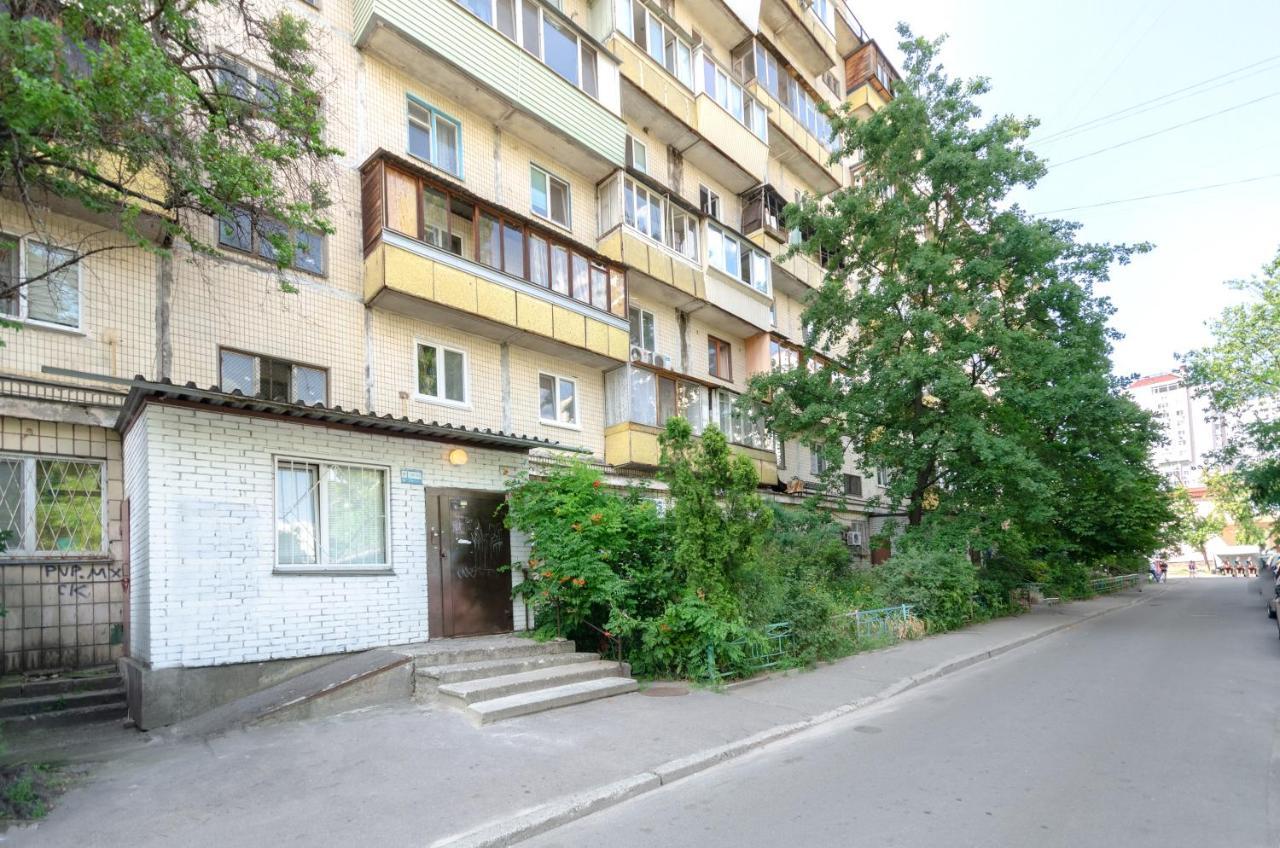 Artal Apartment On Obolonskyi Avenue 16 Kiev Exterior foto